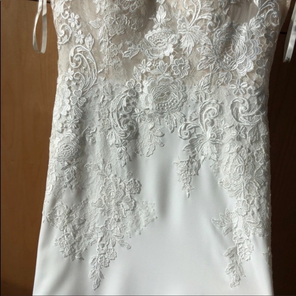 Cosmobella Milano Lace Wedding Dress - Picture 7 of 10